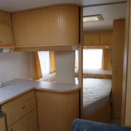 Caravan Aleks *