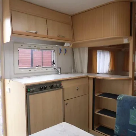 Caravan Aleks *